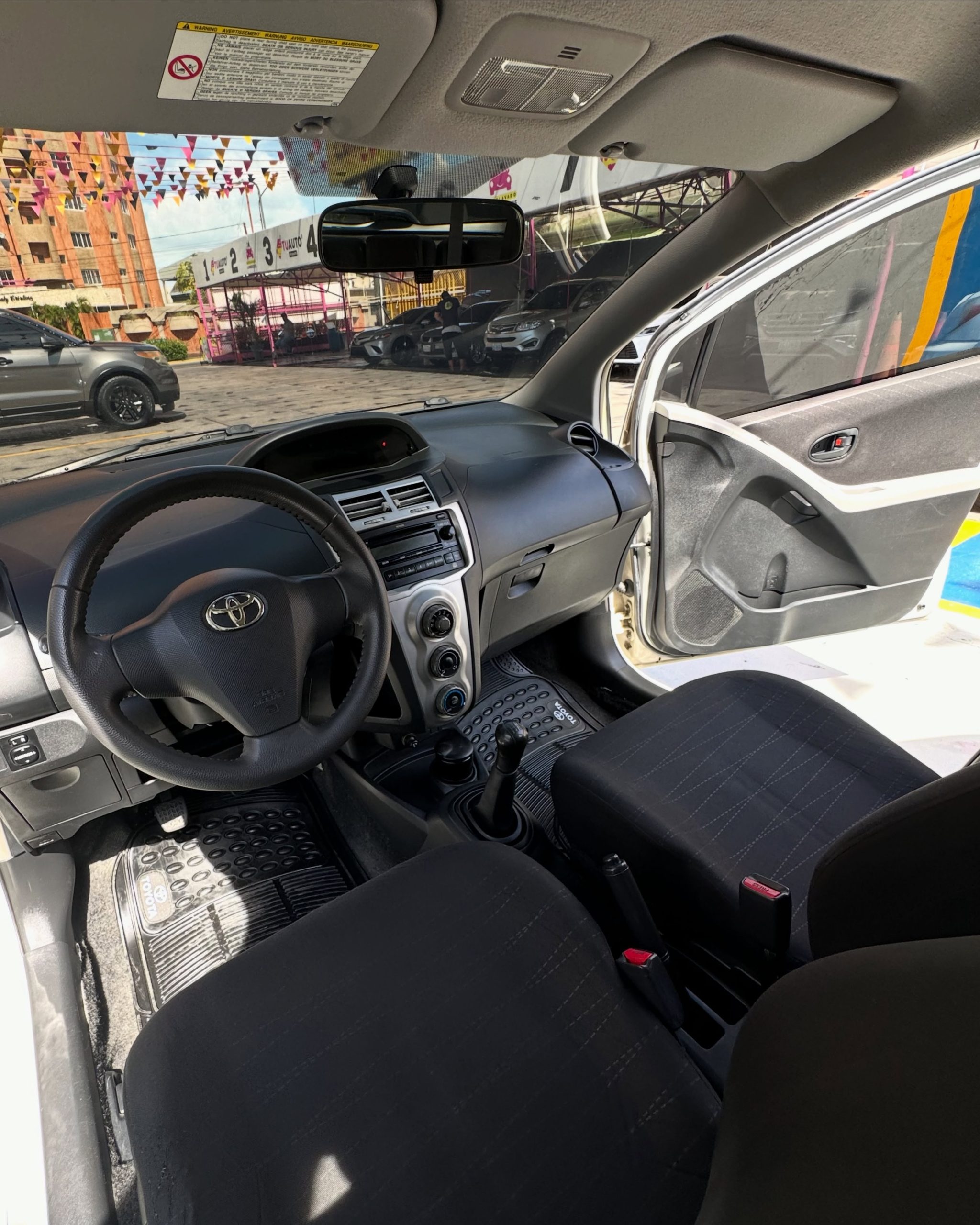 Toyota Yaris 2007 Mill 238 Km