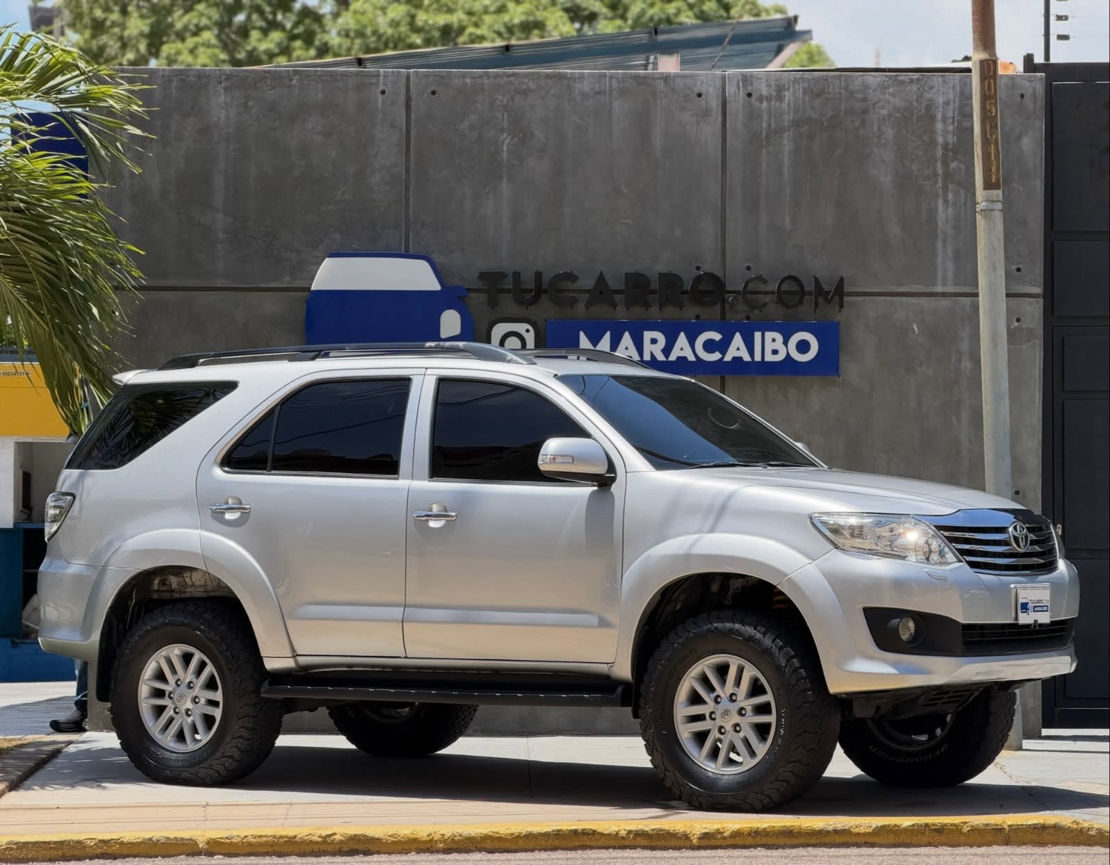 Toyota Fortuner 2016