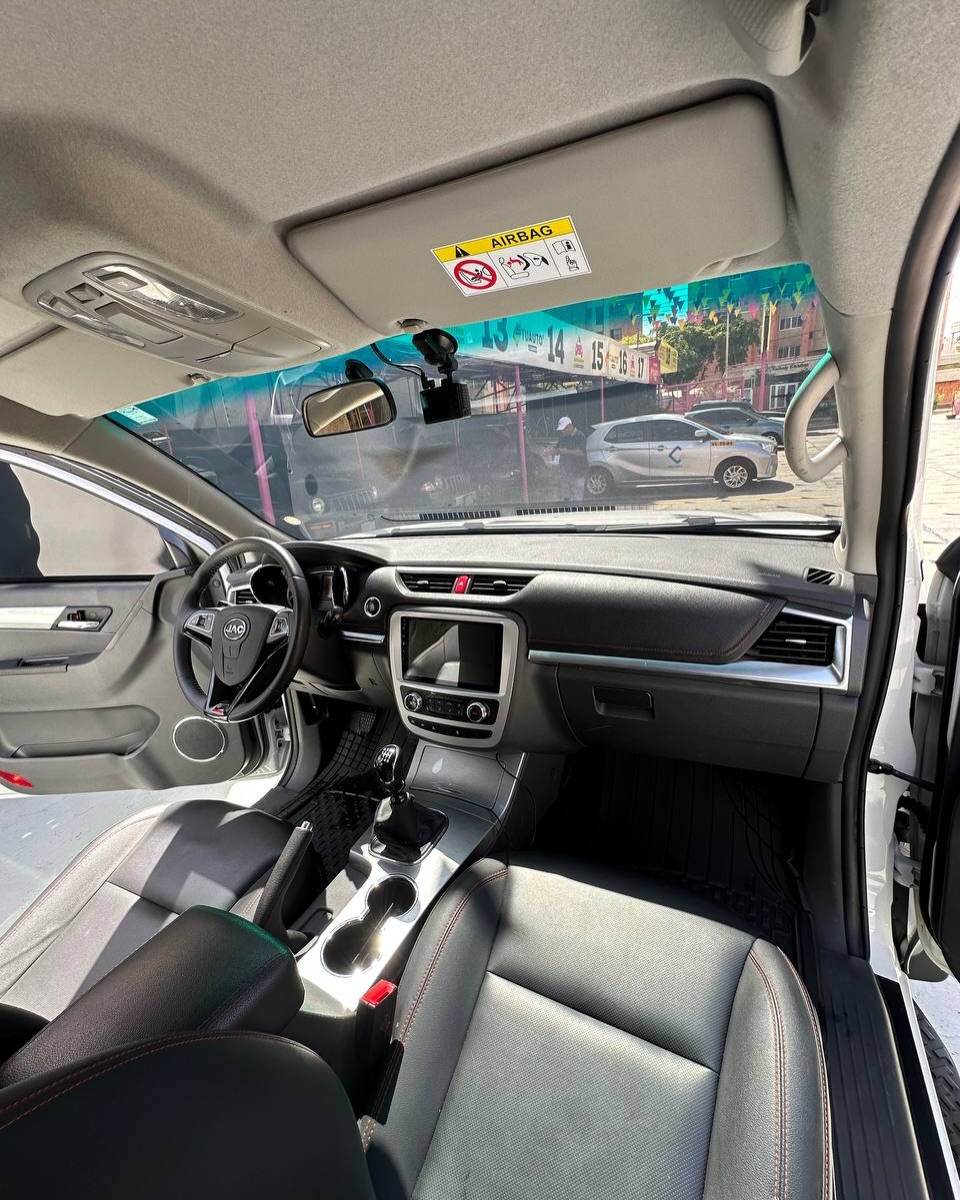 Jac T8 2024