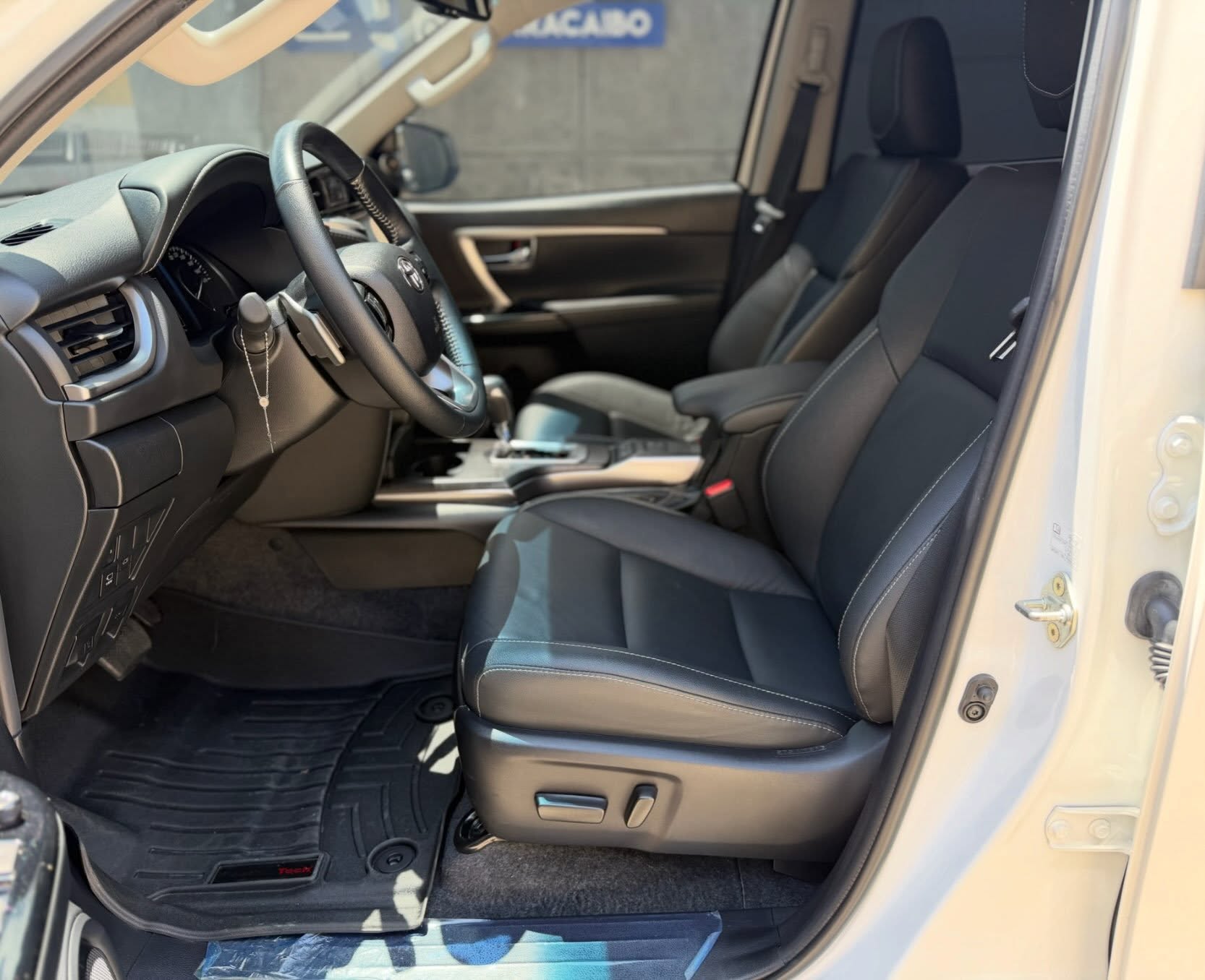 Toyota Fortuner V6 2024
