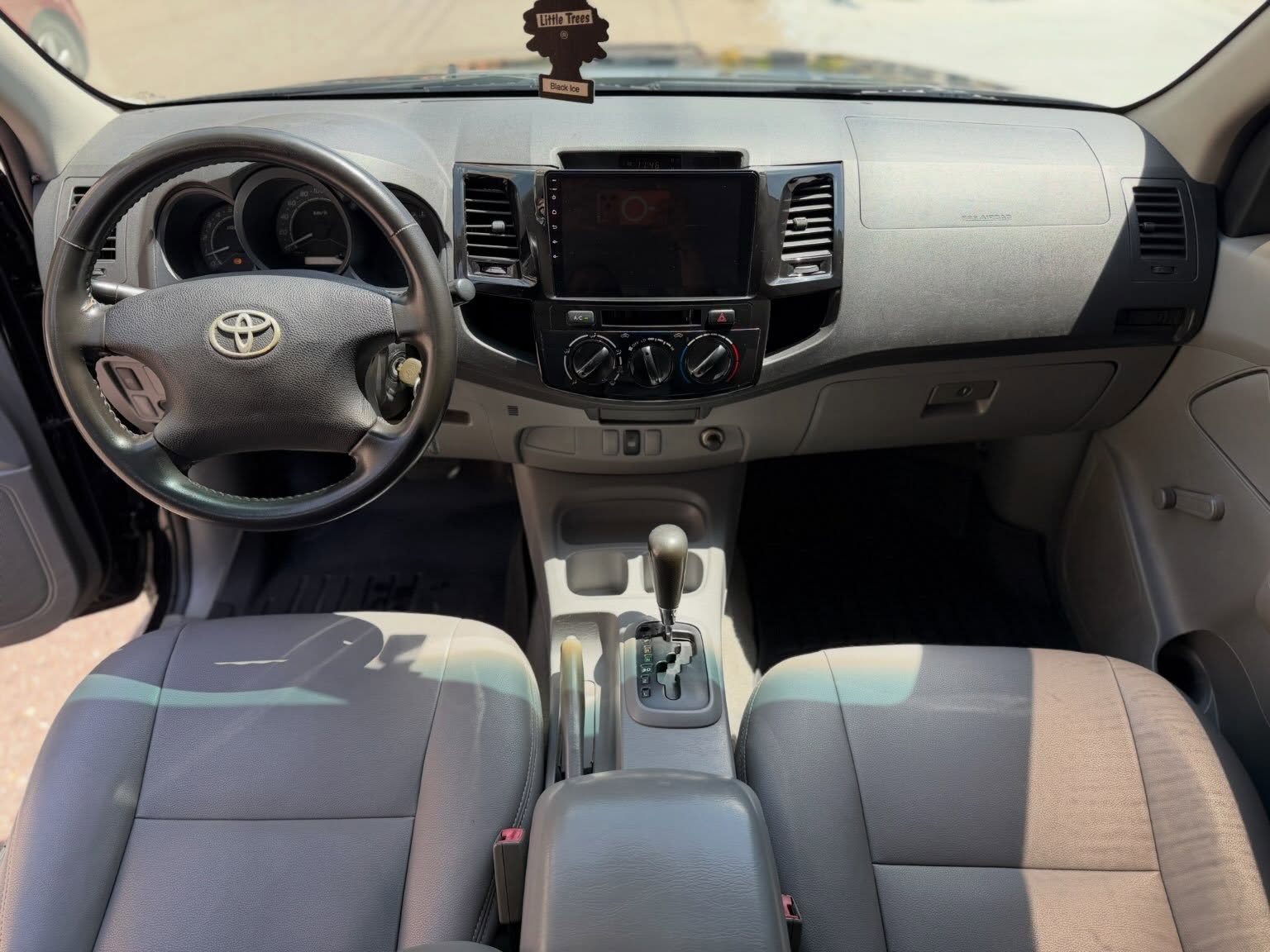 Toyota Hilux 2.7 2008