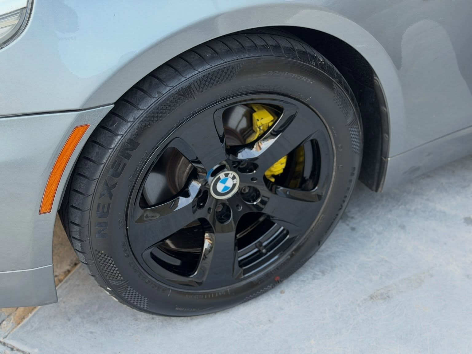 BMW 525i
