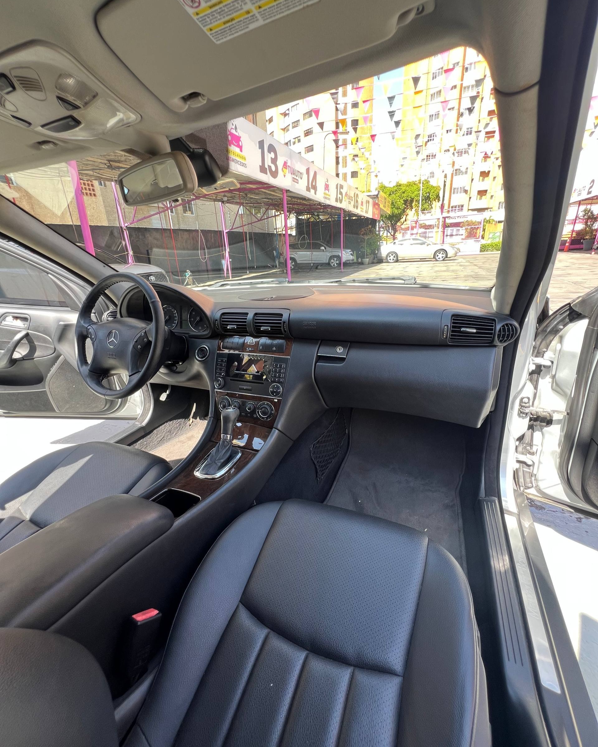Mercedes Benz C200 2007 Mill 104 Km