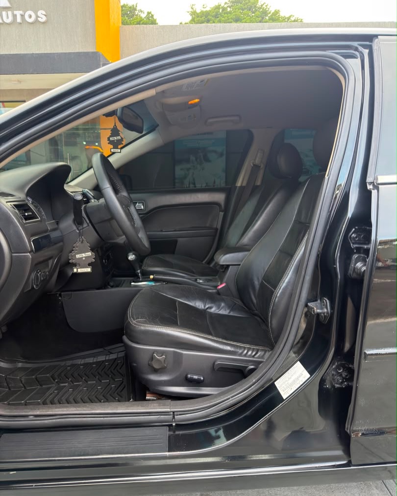 Privado: Ford Fusion
