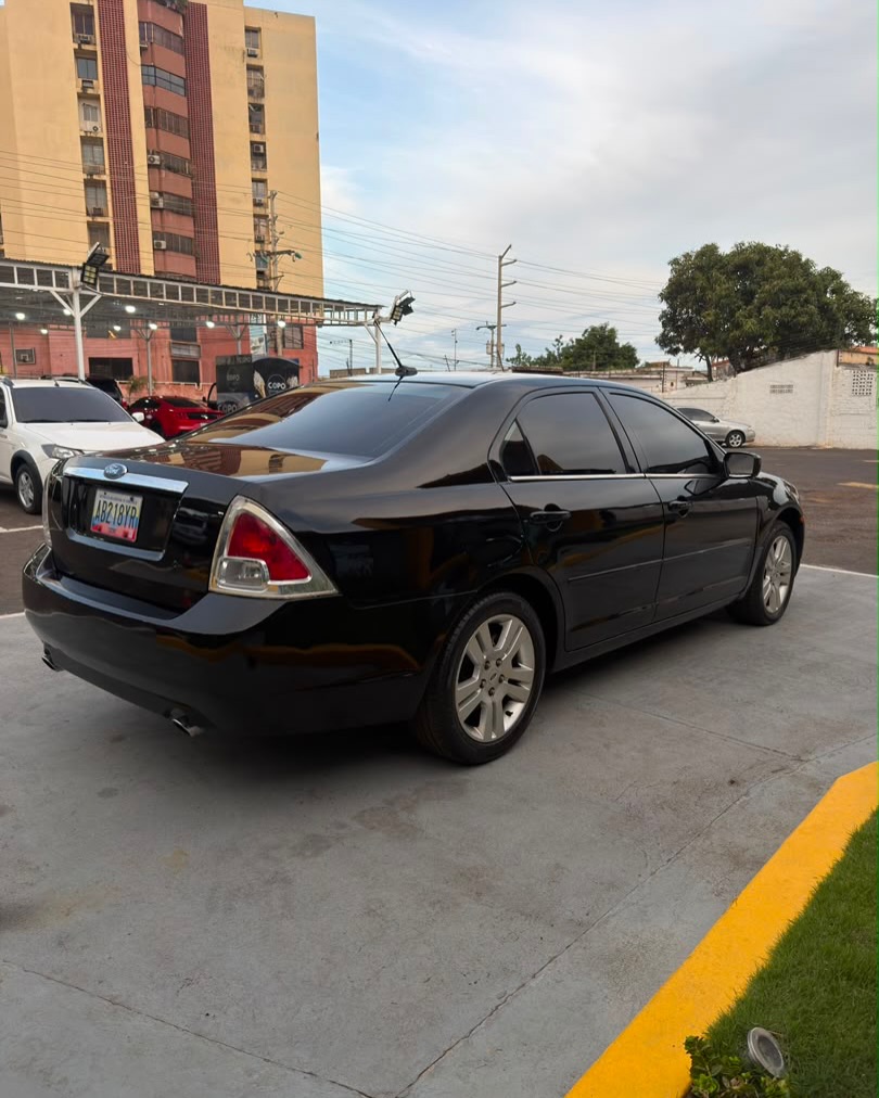 Privado: Ford Fusion