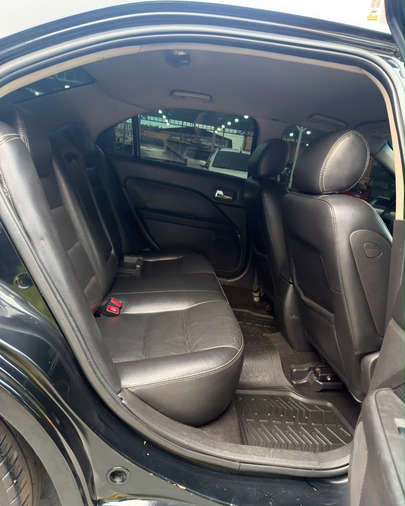 Privado: Ford Fusion