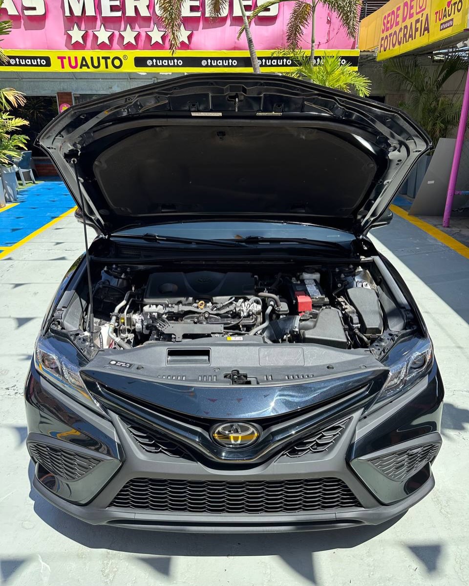 Toyota Camry Se 2023 Mill 25 Km
