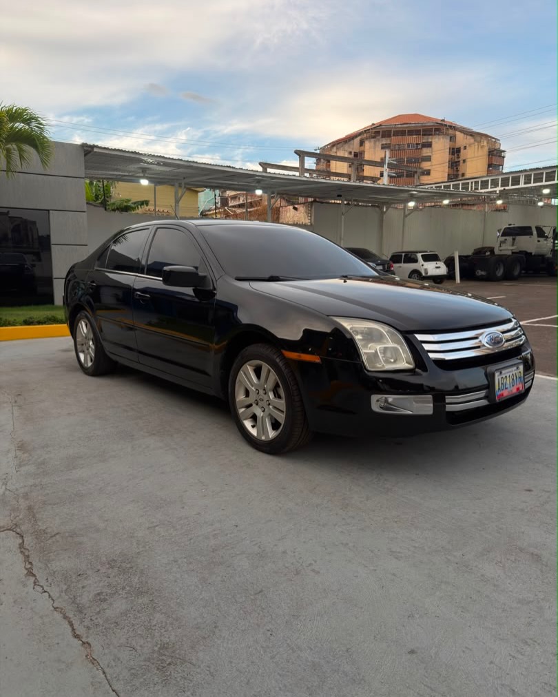 Privado: Ford Fusion