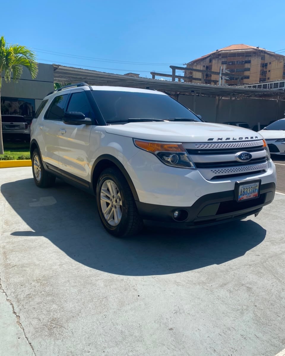 Privado: Ford Explorer 2013