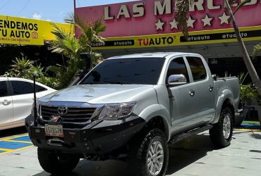 Toyota Hilux V6 2013