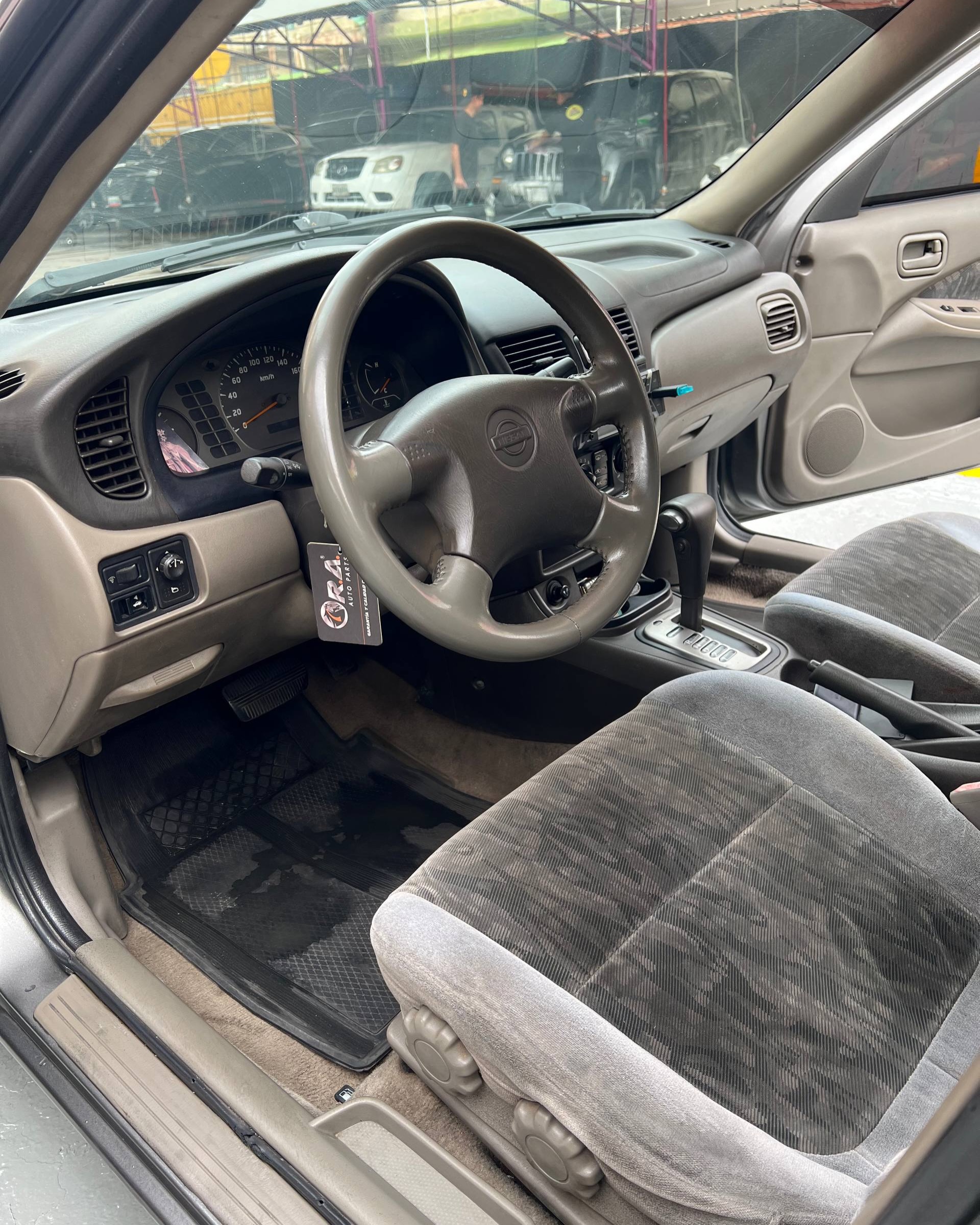 Nissan Sentra 2001
