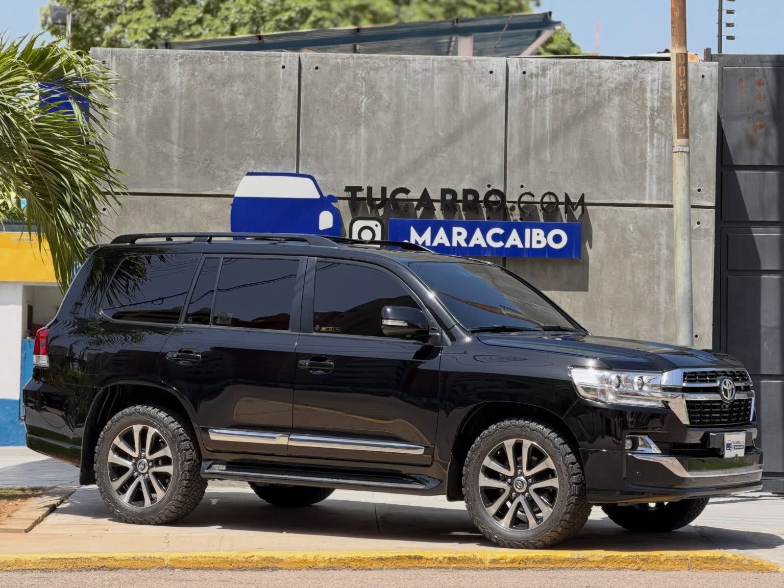 Toyota Land Cruiser V8 2015