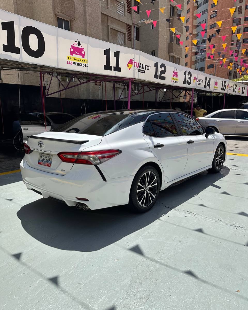 Toyota Camry Se 2018
