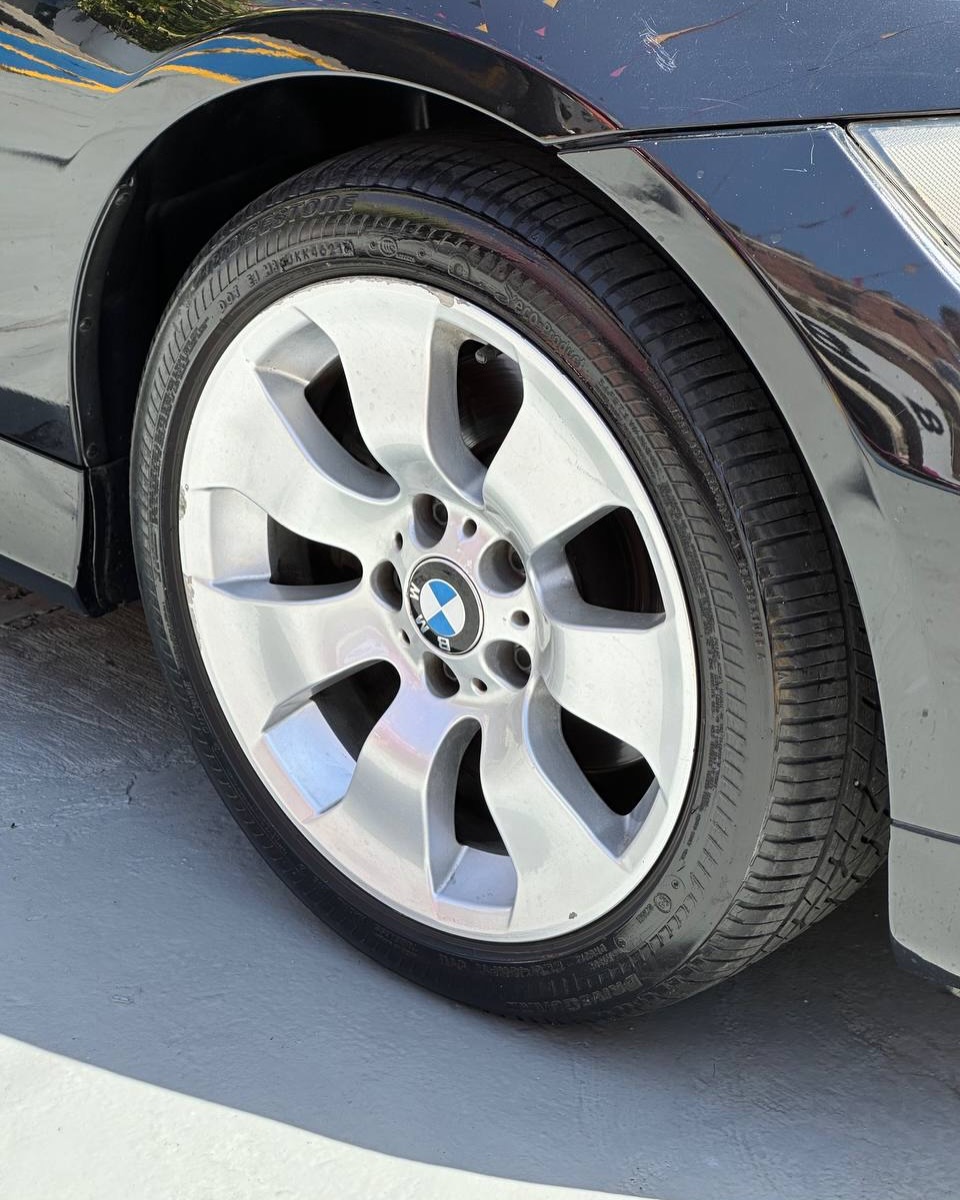 BMW 525i 2008