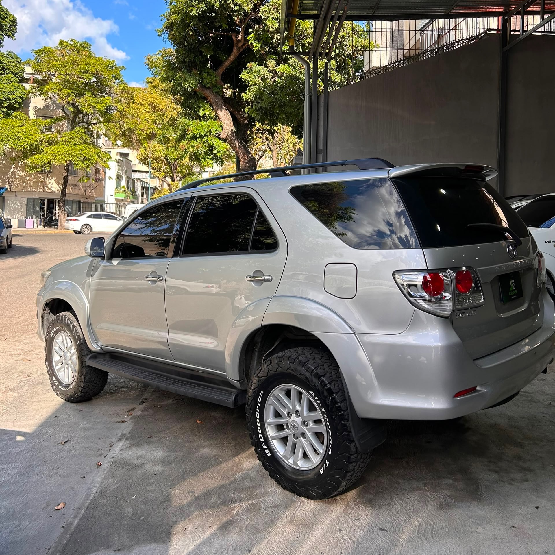 Toyota Fortuner 2013