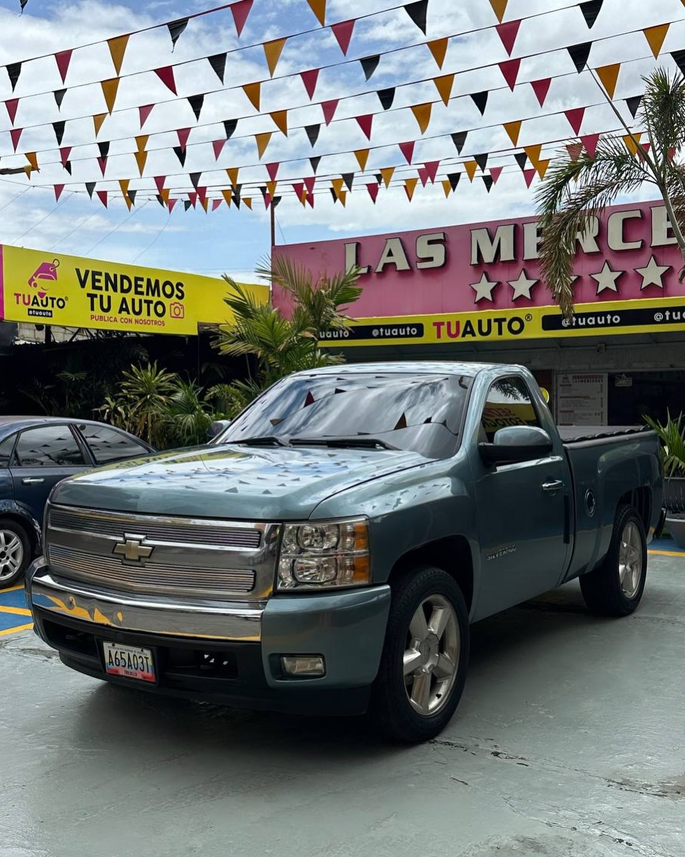 Chevrolet Silverado LS 2009