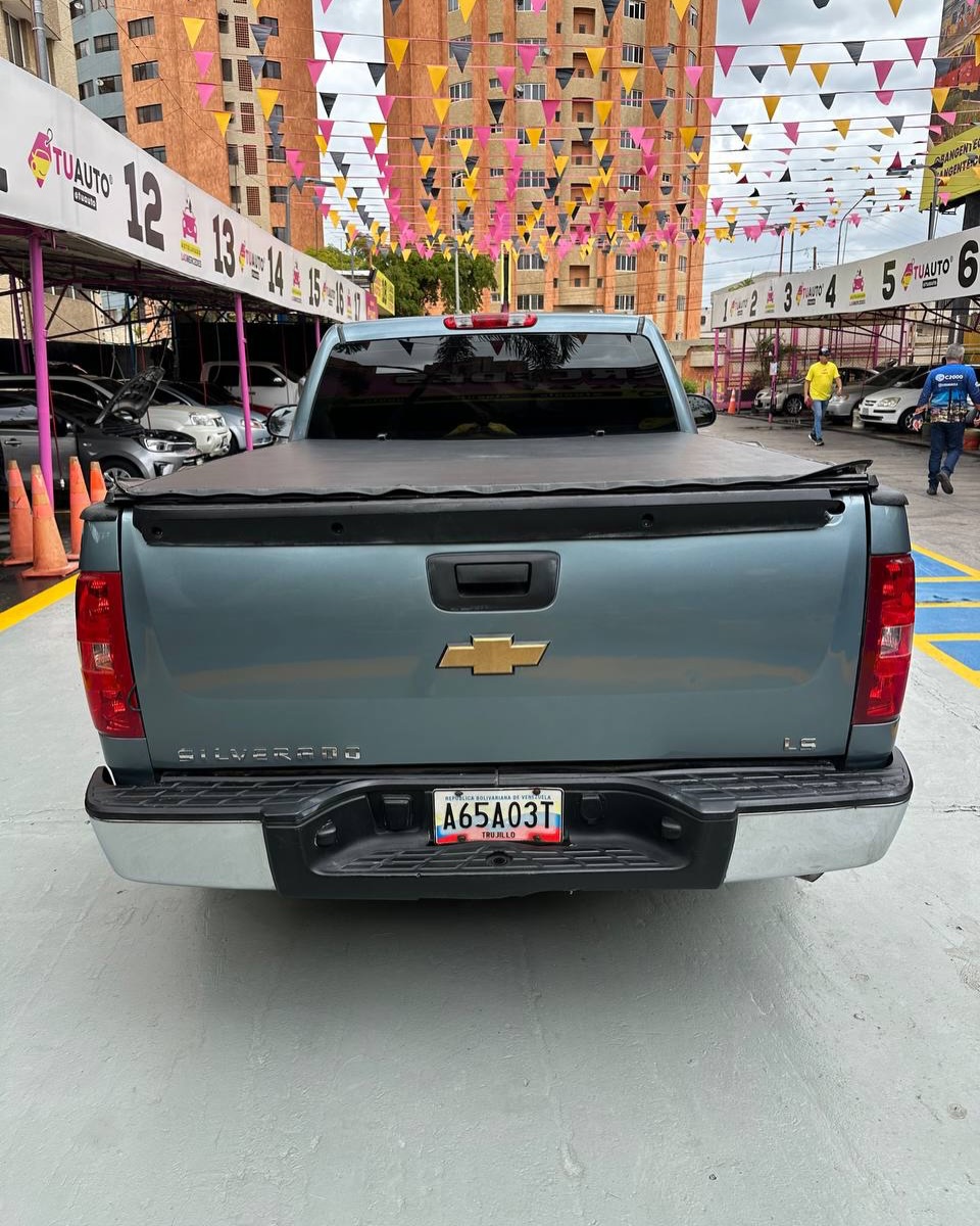 Chevrolet Silverado LS 2009