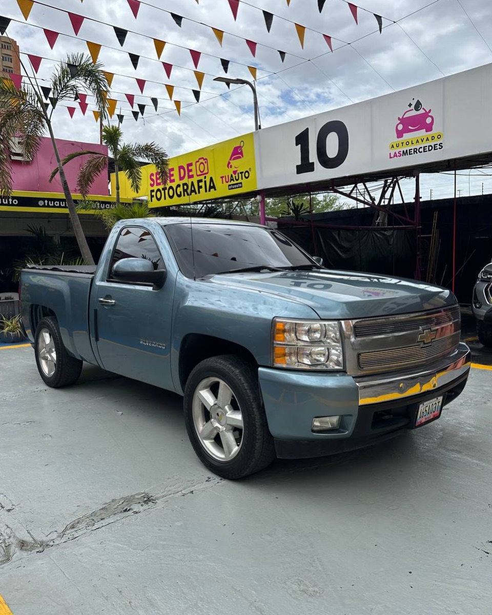 Chevrolet Silverado LS 2009